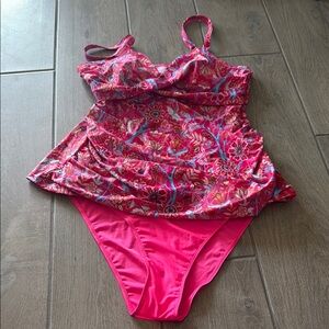 SHEIN NWOT Vibrant Floral Pink Swimsuit - Tankini top and bottom